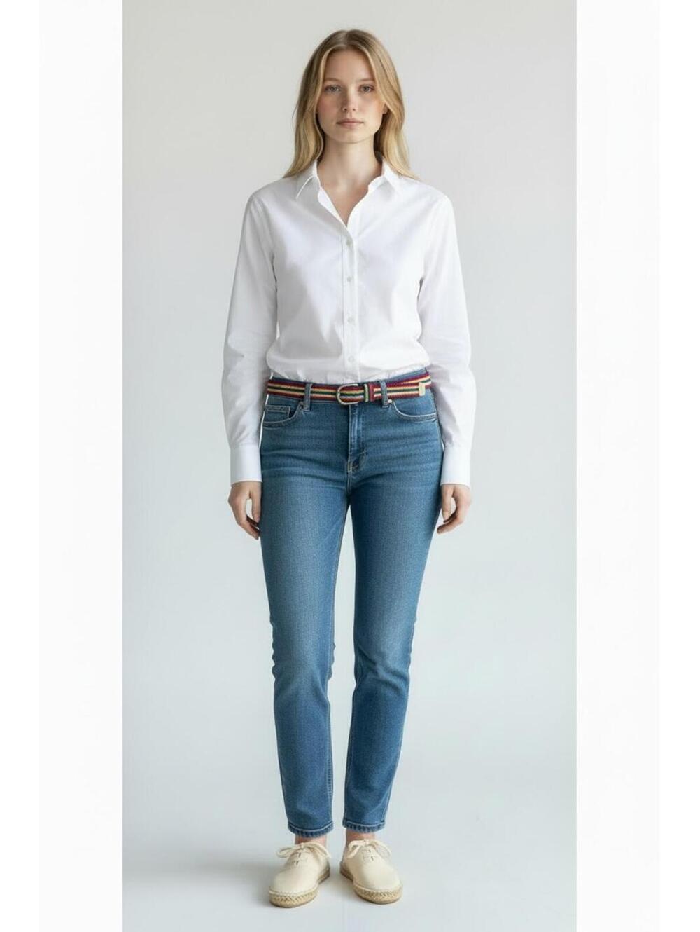 Banana Republic Premium Medium Wash, Mid-Rise Straight Jeans, Size 6 - Picture 1 of 7